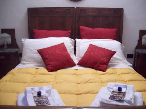 La Terrazza Fio...Rita Bed & Breakfast Ripa Exterior photo